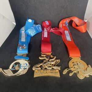 Lot of 3 2012  Walt Disney World  Marathon Medals Donald Duck S7 Mickey &  Goofy